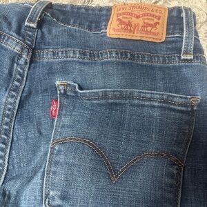 Levi’s 721 High Rise Skinny Jeans - Size 29x30